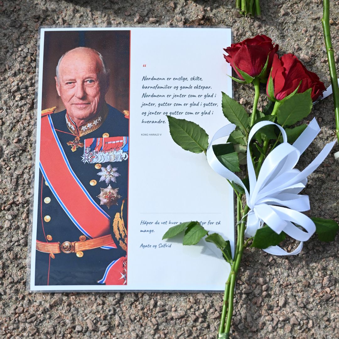 La Casa Real noruega le rinde homenaje con este emocionante vídeo que repasa imágenes inéditas de su vida