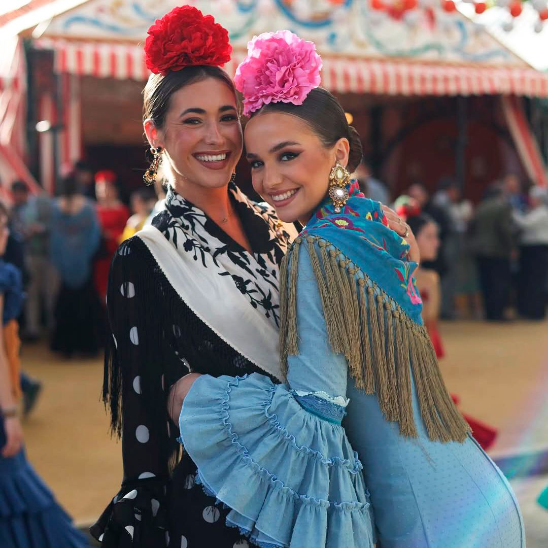 Todo lo que una sevillana guarda en su bolsillo secreto para sobrevivir a la Feria de Abril