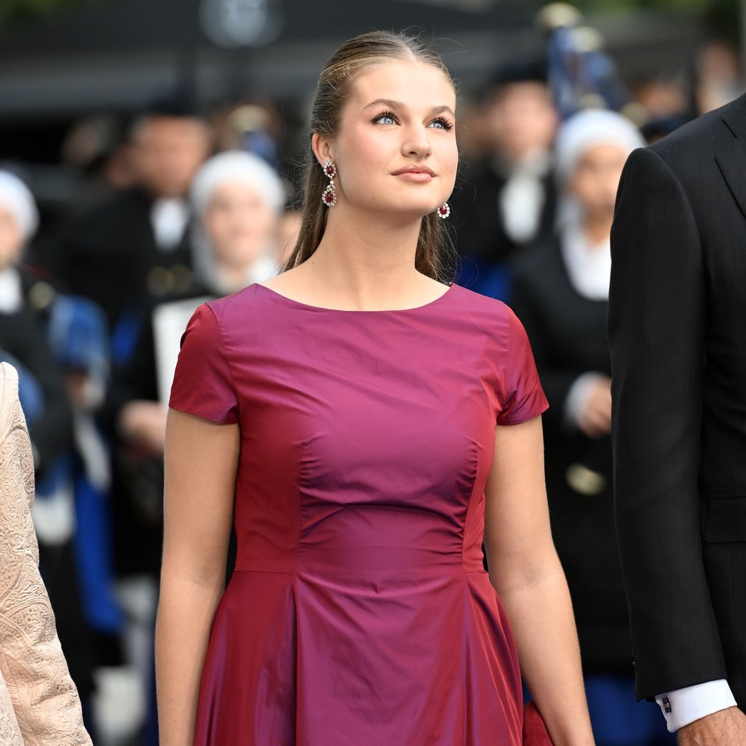 PRIMICIA. De su preparación para la Corona al vínculo con Felipe VI y la infanta Sofía: el nuevo libro que descubre la vida de la heredera