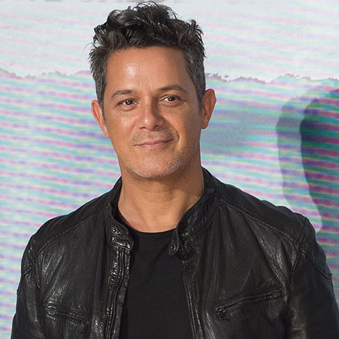 Alejandro Sanz comparte una tierna imagen con su 'persona favorita' y agradece su último triunfo