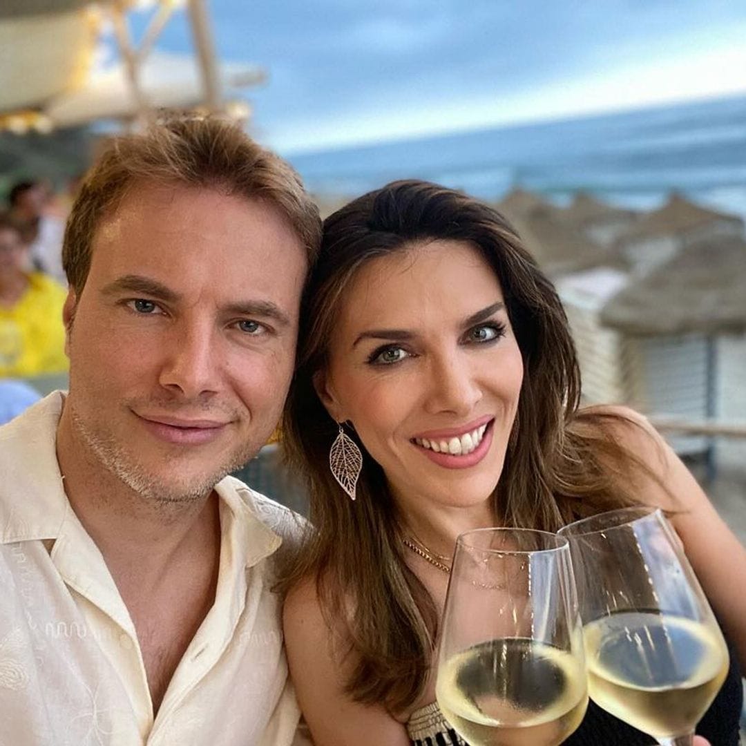La presentadora Verónica Sanz celebra 12 años de casada en Marbella