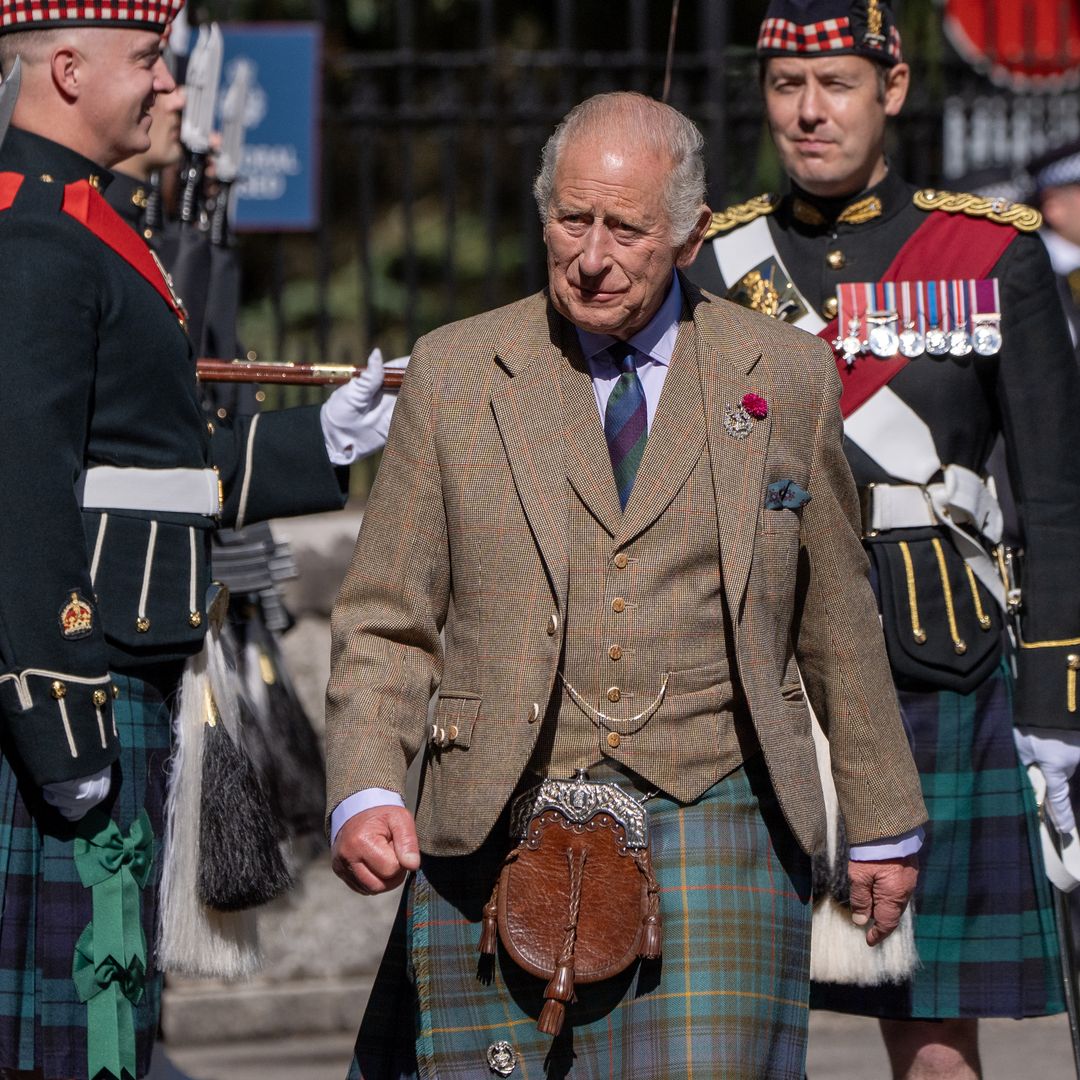 El castillo de Balmoral vive un verano distinto: Carlos III da un giro a su agenda mientras los príncipes de Gales afrontan un cambio
