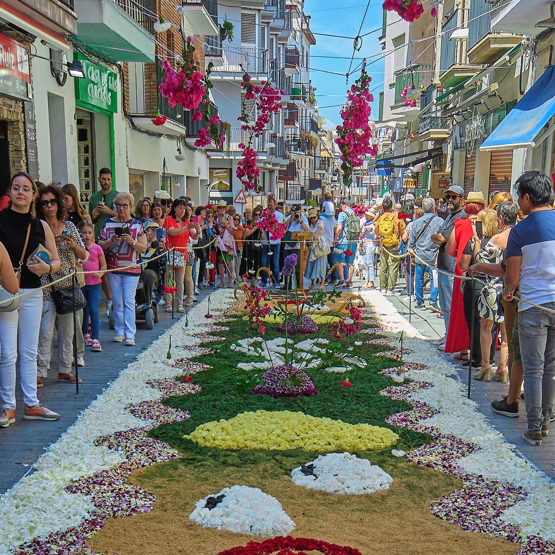 Estas son las 7 ciudades de España con la celebración del Corpus más espectacular