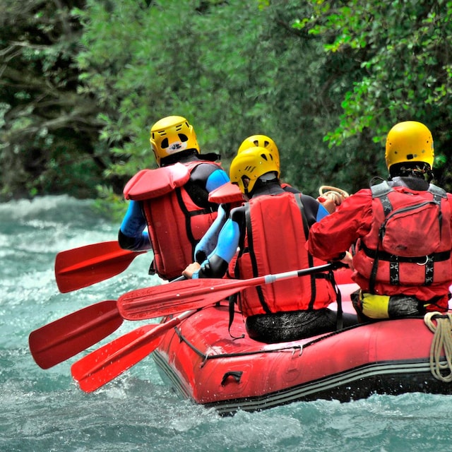 Rafting en el río