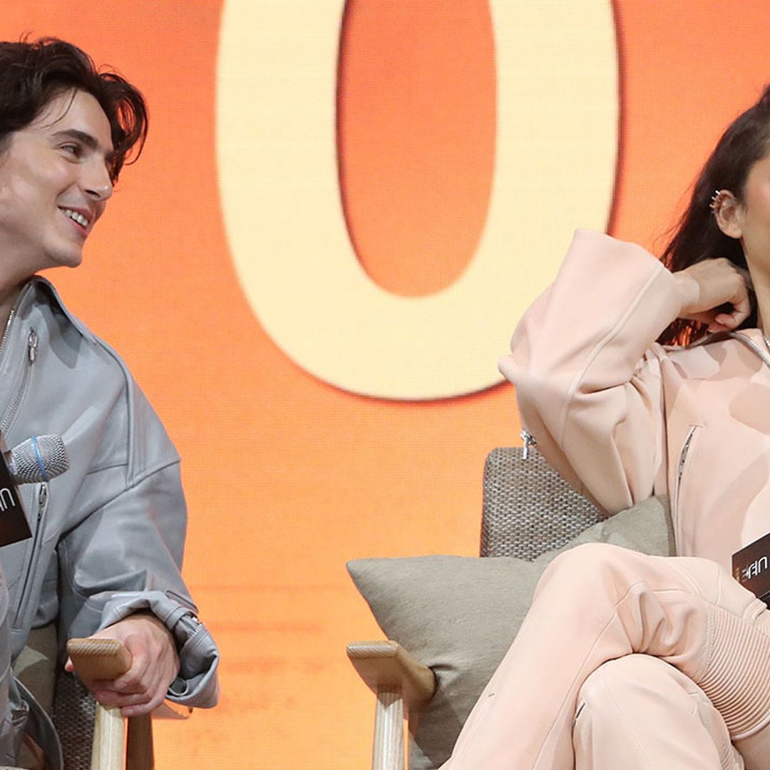 Zendaya y Timothée Chalamet apuestan por el mismo mono largo en Seúl para presentar 'Dune 2'