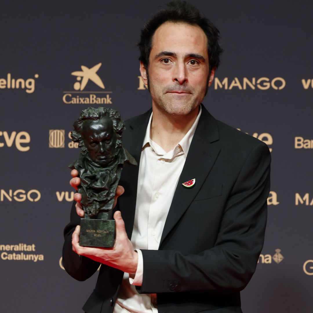 Cristobal Fernandez junto a su Goya