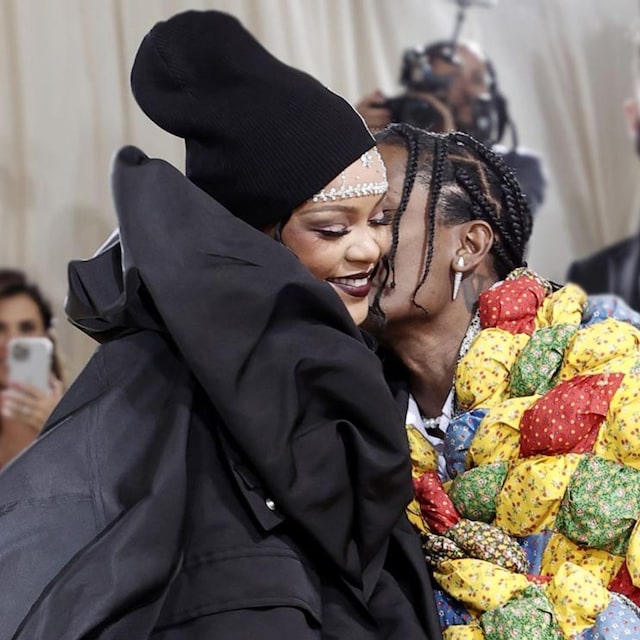 rihanna asap 2t