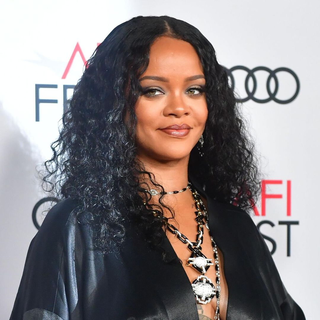 Rihanna entra a la lista de multimillonarios de Forbes, ¿de cuánto es su fortuna?