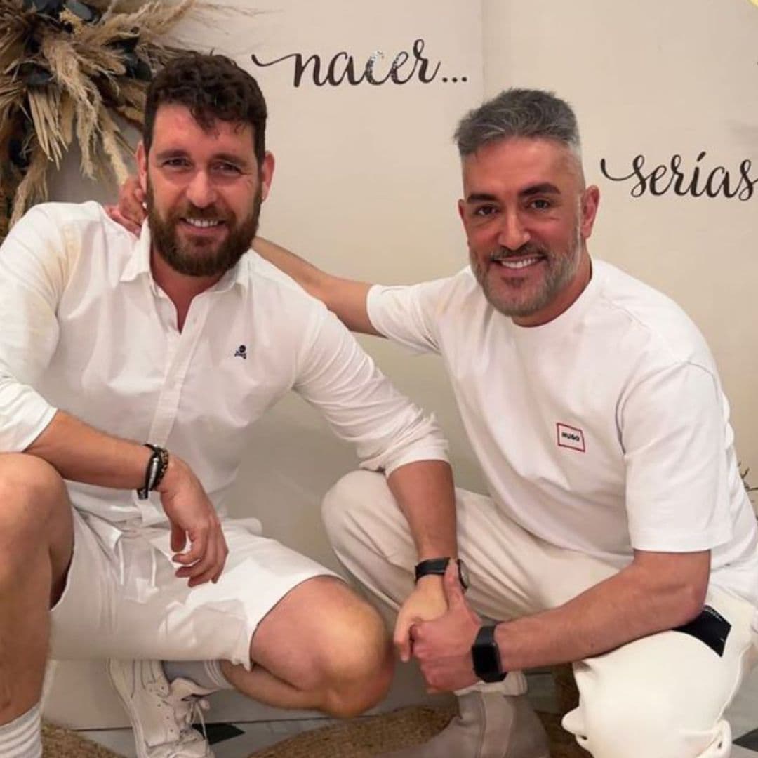 Así ha sido la emotiva boda de Kiko Hernández en la que sus dos hijas han tenido un papel muy especial