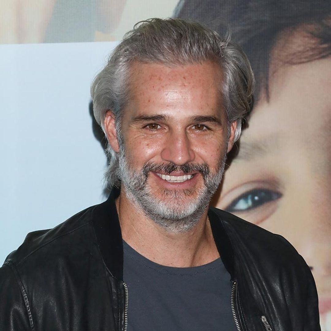 El actor Juan Pablo Medina, Diego en 'La casa de las flores', hospitalizado de urgencia