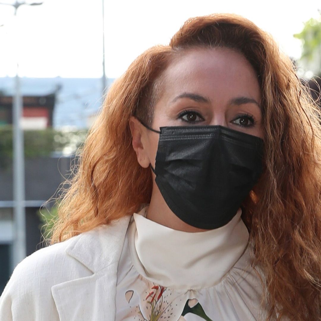 Descubrimos el ‘talismán’ de Rocío Carrasco en el juicio contra Antonio David: un bolso de lujo que heredó de su madre