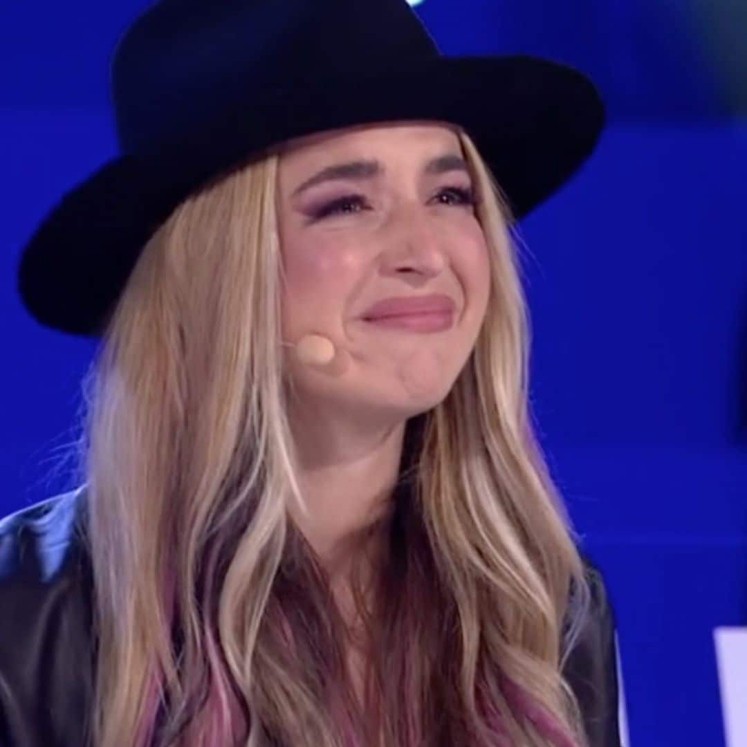 Lola Índigo se emociona al ver a uno de sus amigos en 'The dancer'