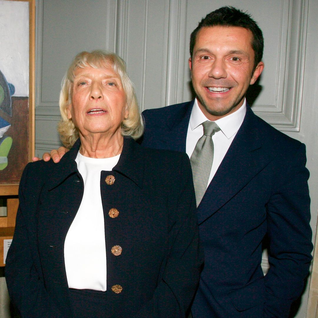 Olivier Picasso, con su madre, Maya.