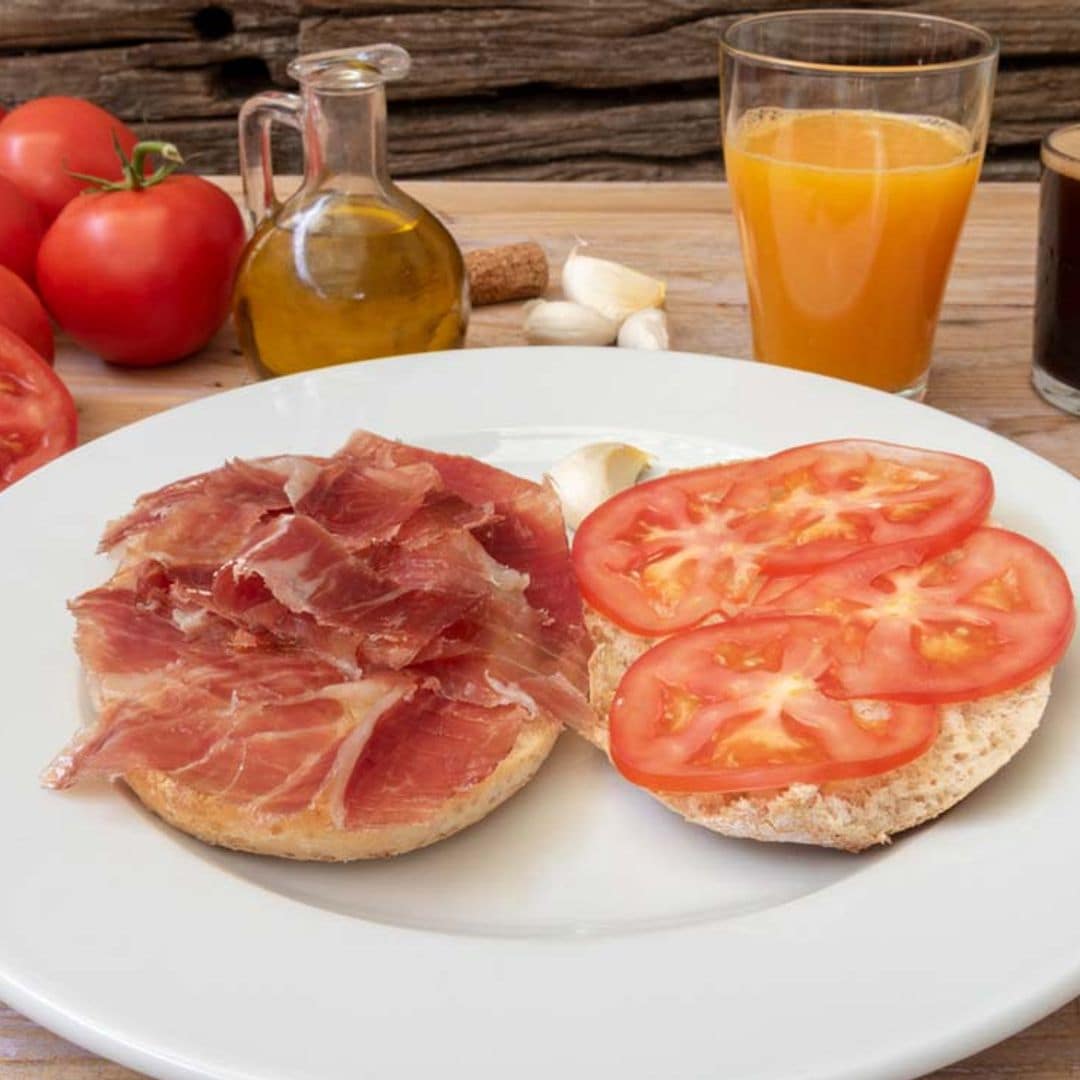 Así se desayuna en España: 15 desayunos de norte a sur