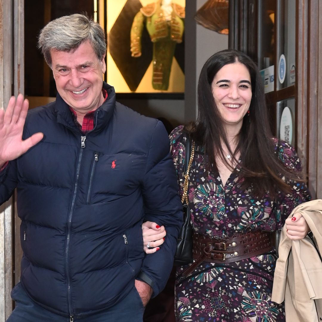Cayetano Martínez de Irujo celebra su 63 cumpleaños, el primero tras su boda con Bárbara Mirjan: así comenzó su romance