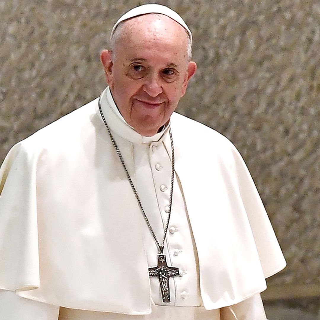 El papa Francisco, operado con éxito de un problema de colon