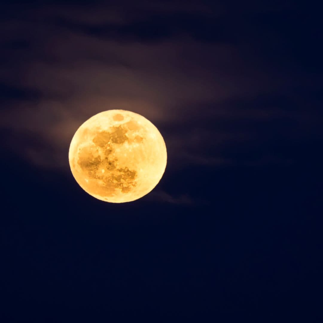 La Luna Llena en Géminis cierra el 2025: esto es lo que debes saber