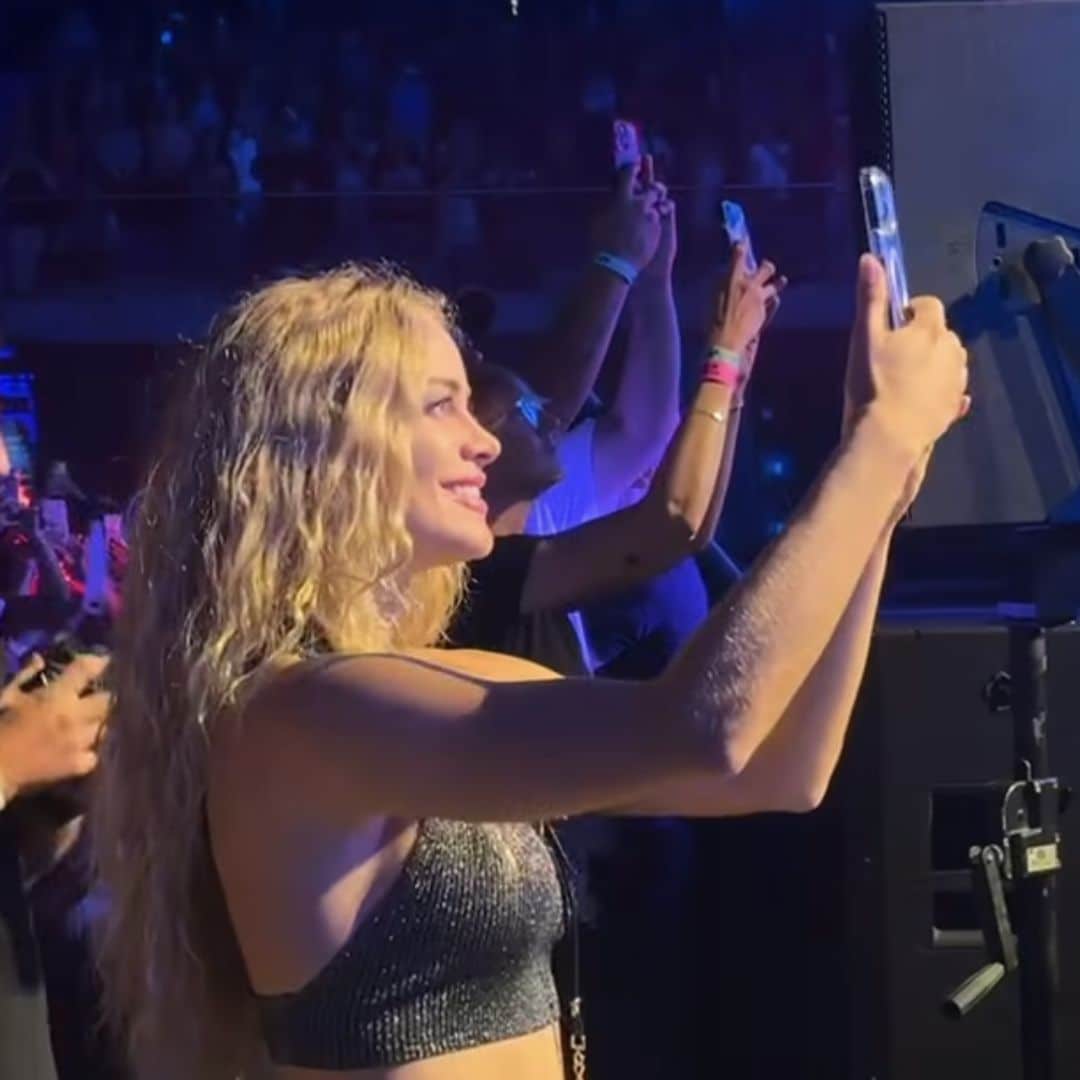 Candela Márquez disfrutó del concierto de Juan Luis Guerra.