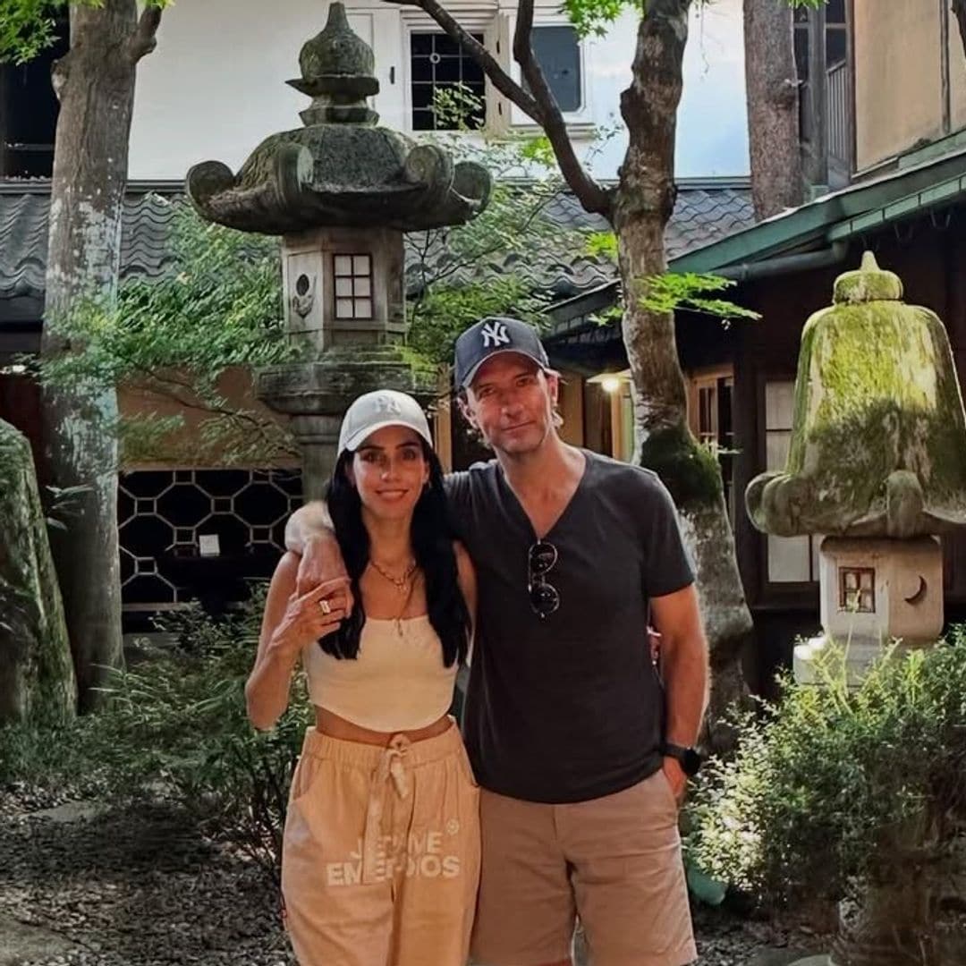 Sandra Echeverría y Leonardo de Lozanne comparten las fotos más románticas de su aventura en Japón