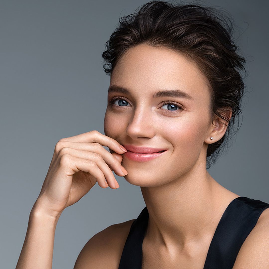 Despídete de las arrugas en 1 semana con este efectivo gesto de belleza