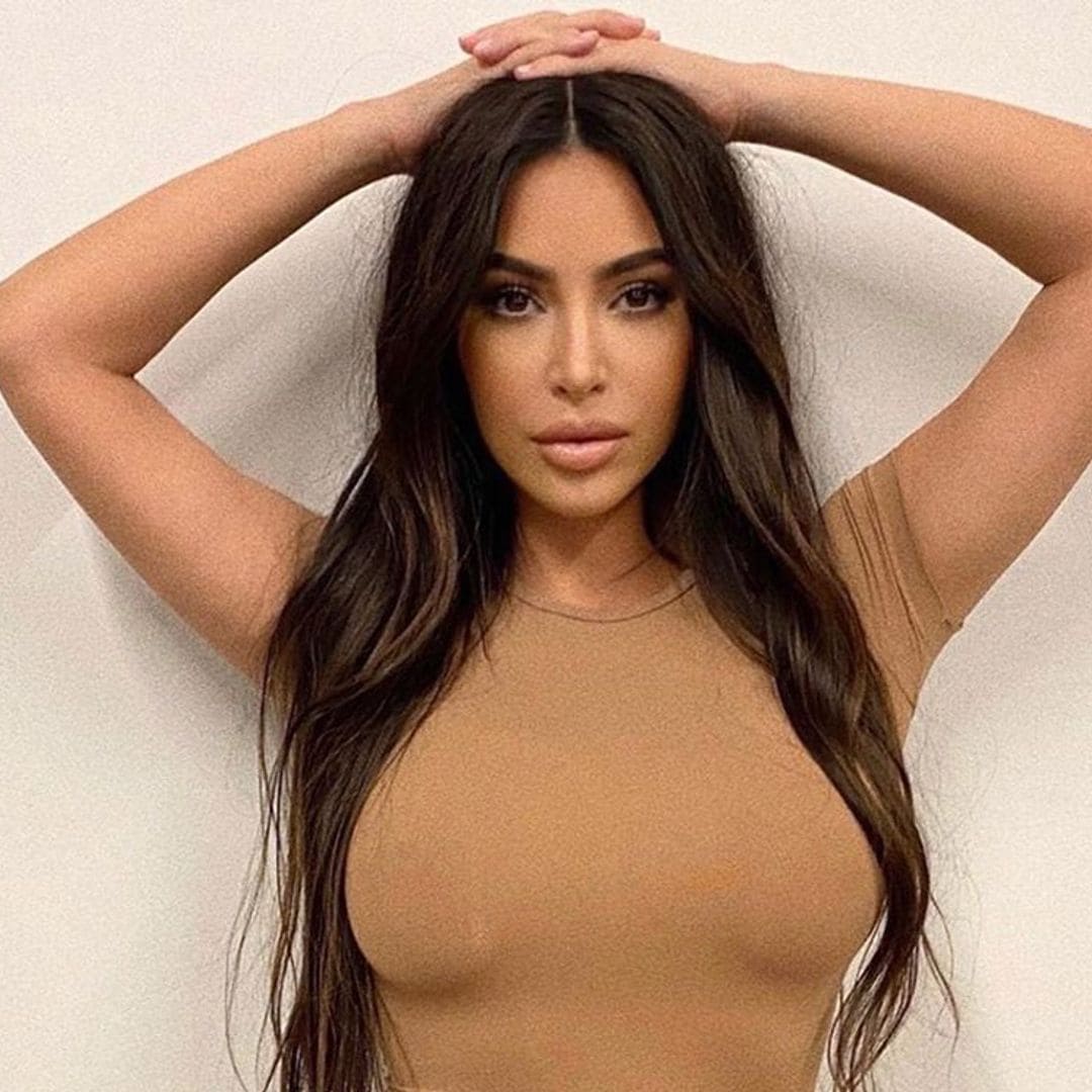 Kim Kardashian cambia de look: ahora es pelirroja y 'no es una peluca'