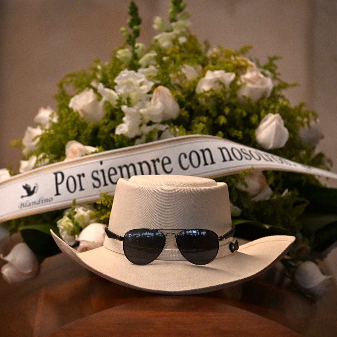 Rubby Pérez: Familiares y amigos dan el último adiós al cantante con un funeral en su honor