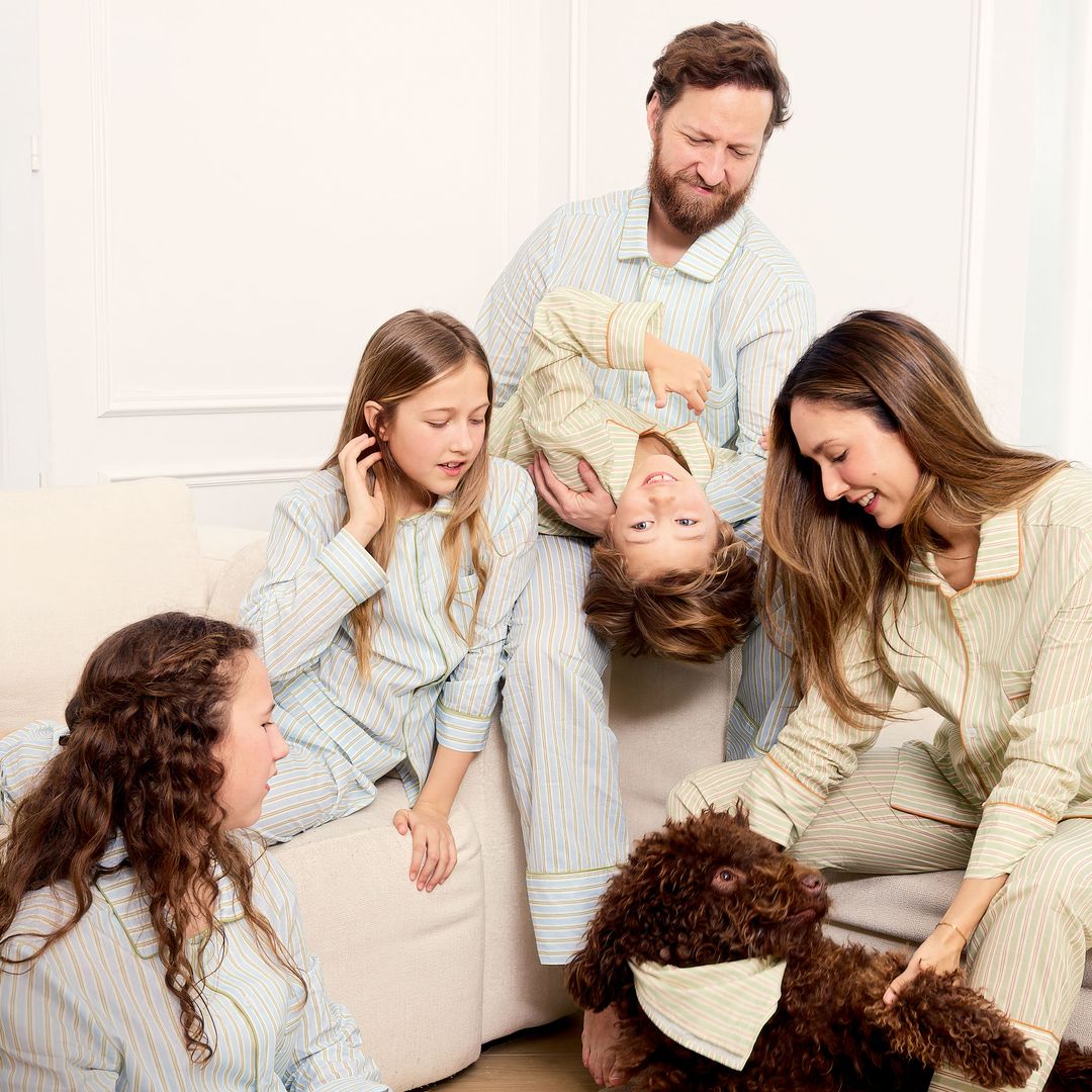 Grace Villarreal junto con su familia para HOLA