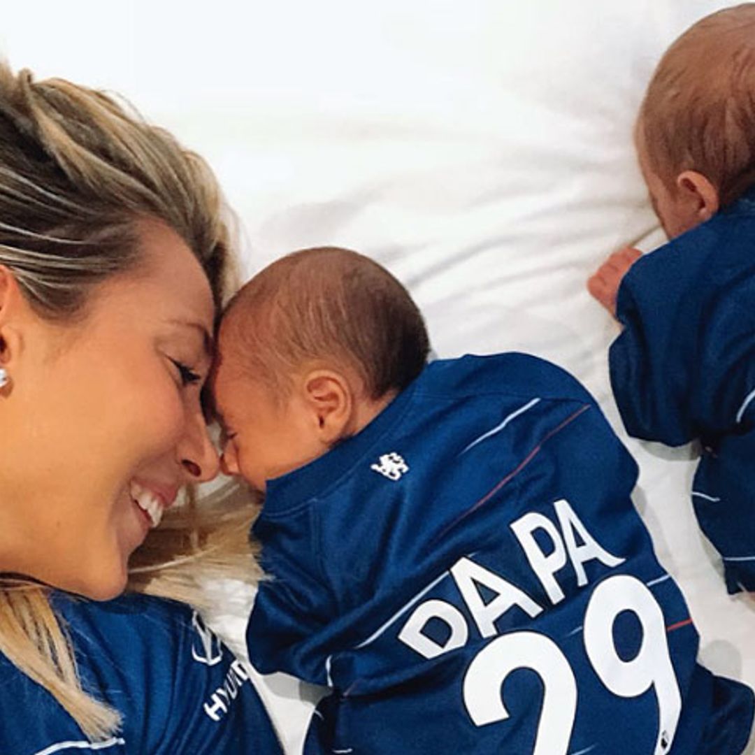 Álvaro Morata y Alice Campello celebran el primer mes de vida de sus mellizos compartiendo sus vídeos más emotivos