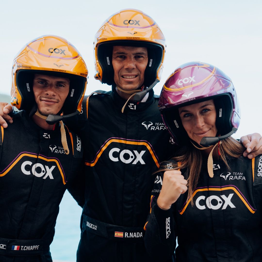 Cris Lazarraga, la piloto estrella de Rafa Nadal en la F1 acuática, junto al extenista