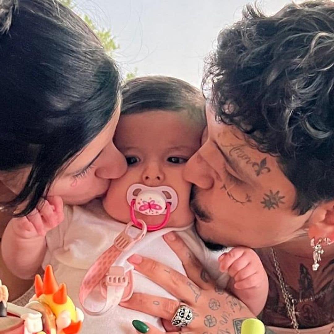 Inti, la bebé de Nodal y Cazzu, conoce el mar por primera vez