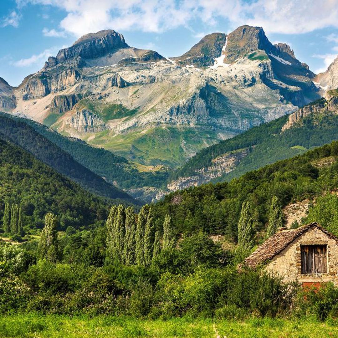 De Jaca al puerto de Aísa: montañas de románico