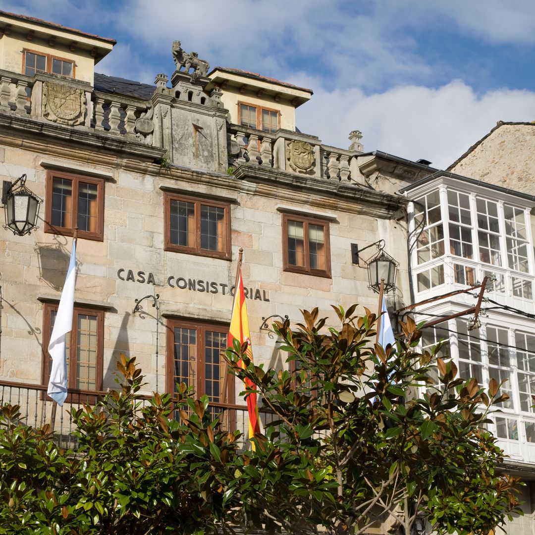 Plaza principal de Viveiro, la capital de la Mariña lucense, Galicia