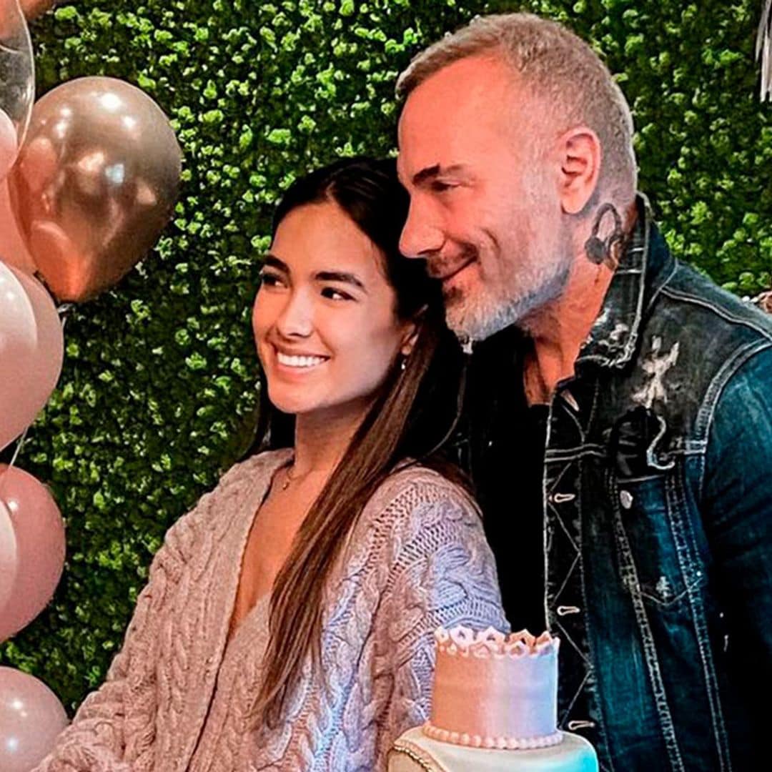Gianluca Vacchi celebra por todo lo alto el cumpleaños de Sharon Fonseca junto a su 'mejor regalo'