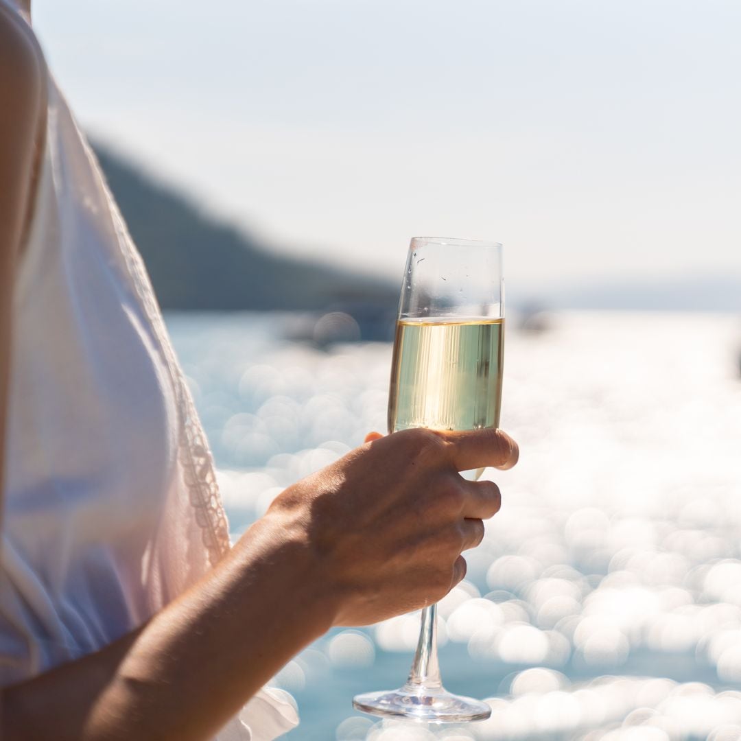 Los 15 mejores vinos espumosos para brindar este verano: deliciosos y frescos