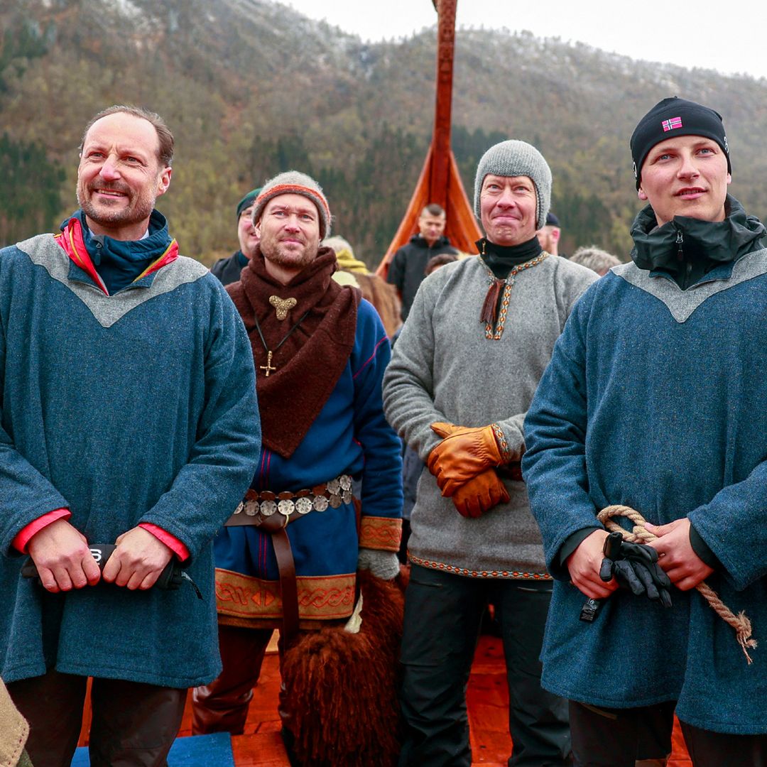 Haakon de Noruega y Sverre viajan en un barco vikingo, mientras el presente y futuro de su familia está en el aire
