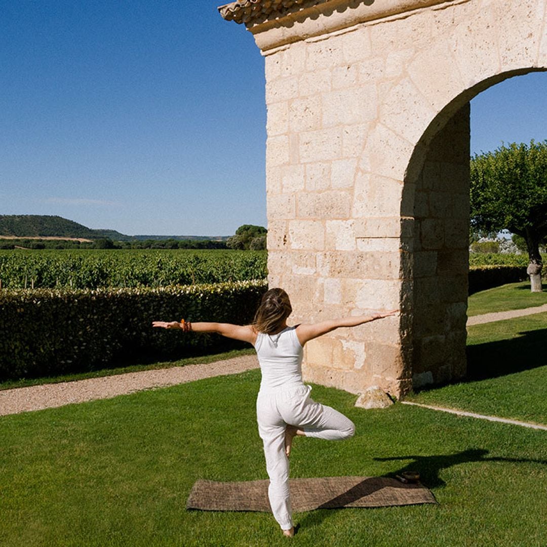 Hoteles para hacer un retiro de yoga en plena naturaleza