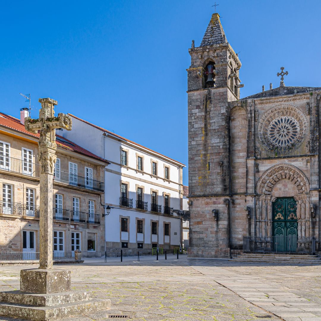 Iglesia de San Martín de Noia, A Coruña, Galicia