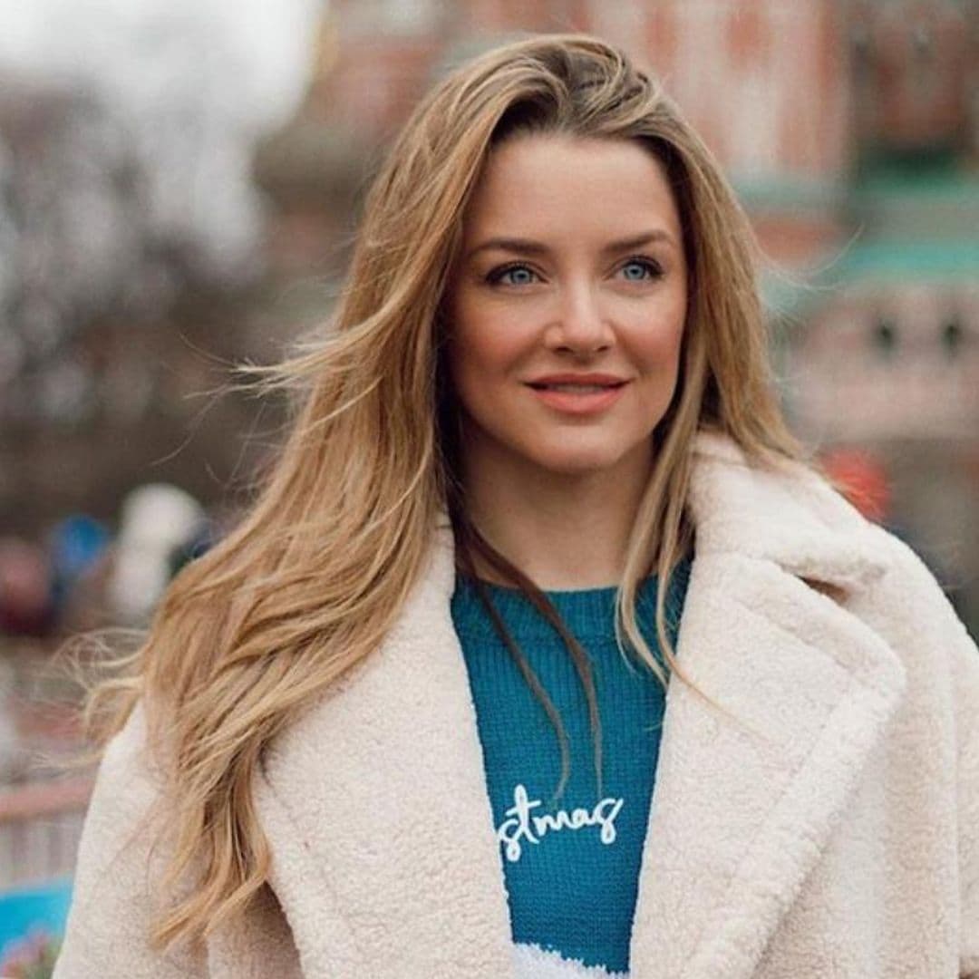 Así es Yulia Demoss, la camarera de 'First Dates' que ahora actúa en 'Ana Tramel'