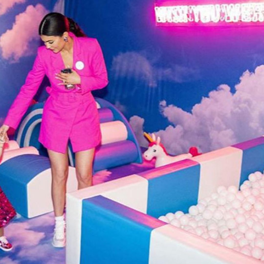 ¡Pasen y vean! Así es el extravagante 'Mundo Stormi' que Kylie Jenner creó para su hija