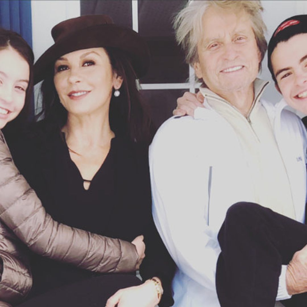 Una familia de bailarines: así se divierten Michael Douglas y Catherine Zeta-Jones con sus hijos