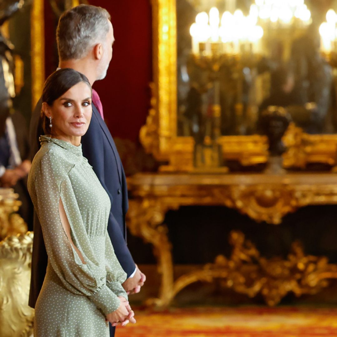 Los Reyes, en la recepción por el Día de la Hispanidad que recobra todo su esplendor tras la pandemia