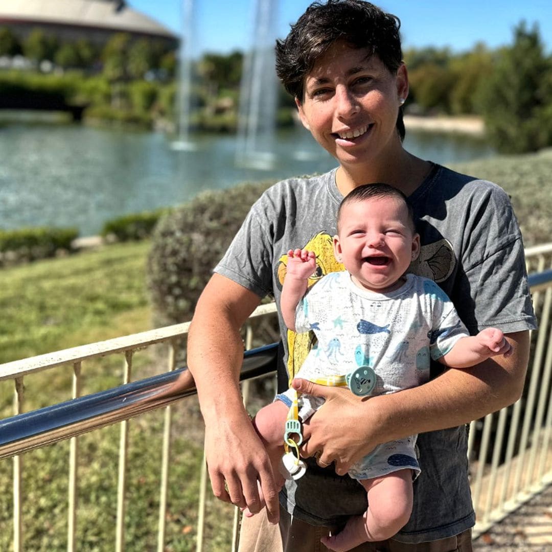 Carla Suárez celebra los cinco meses de sus hijas y nos abre el álbum de sus fotografías más simpáticas