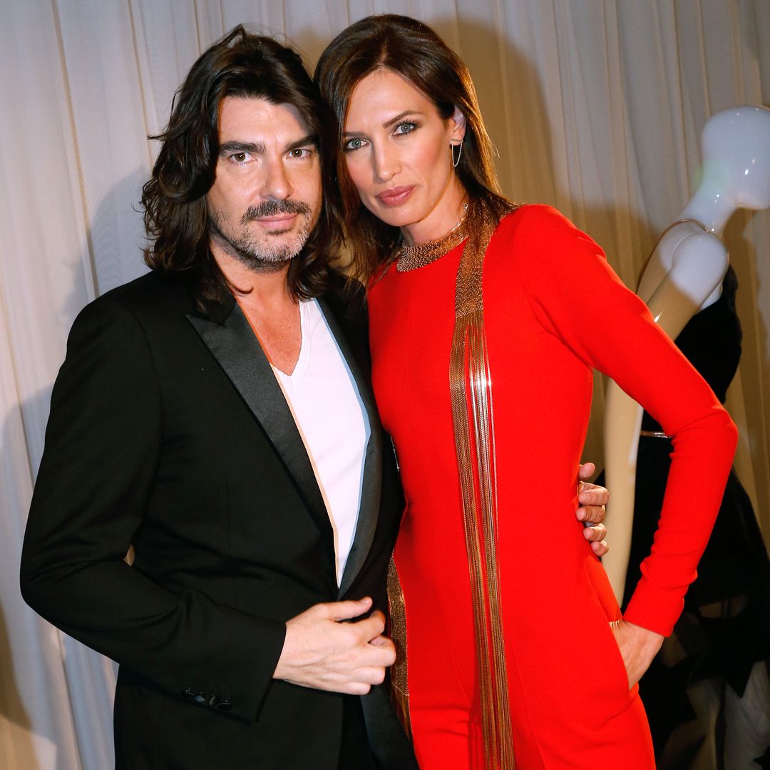 Stéphane Rolland, diseñador del vestido de novia de Nieves Álvarez: "Tiene una fuerza inmensa y la fragilidad de una niña"