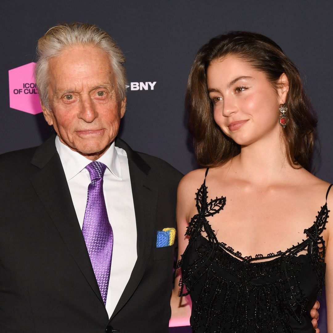 Carys Zeta Douglas y Michael Douglas