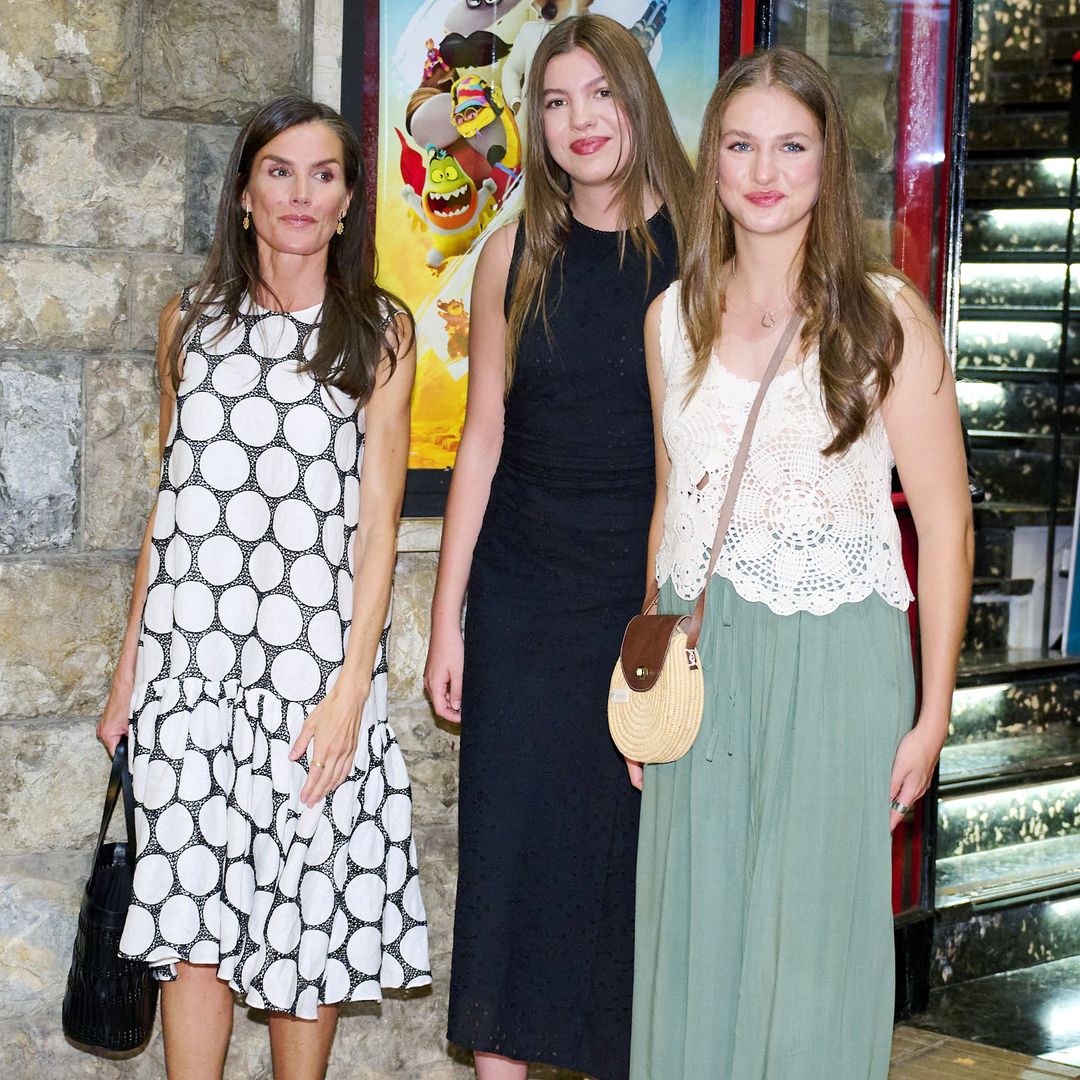 Doña Letizia, la princesa Leonor y la infanta Sofía, plan de chicas en Palma con encuentro incluido