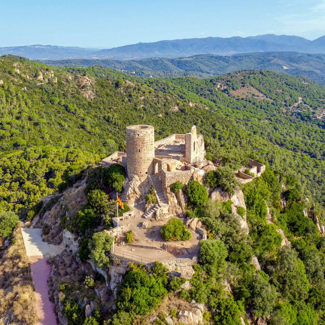 Castillo de San Vicenç de Burriac, Cabrera de Mar, Barcelona