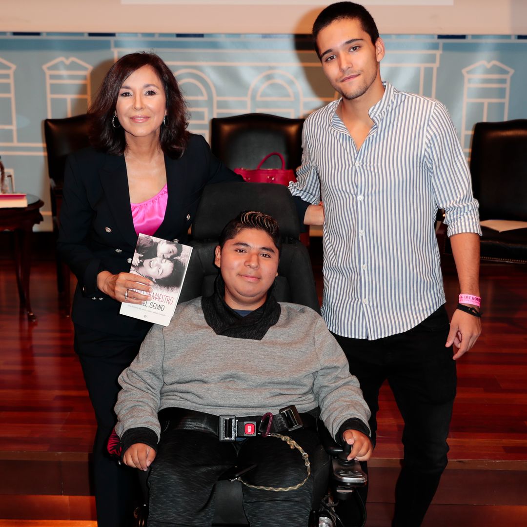 Isabel Gemio comparte imágenes inéditas por el 27 cumpleaños de su hijo: "Mi bebé dulce ya es un hombre"