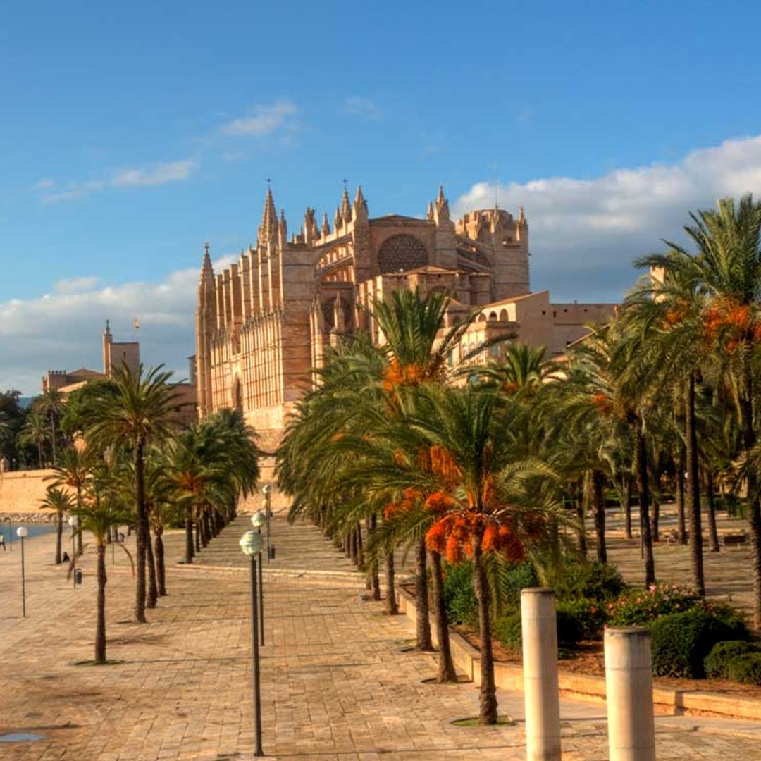 Palma de Mallorca, ciudad turística y monumental