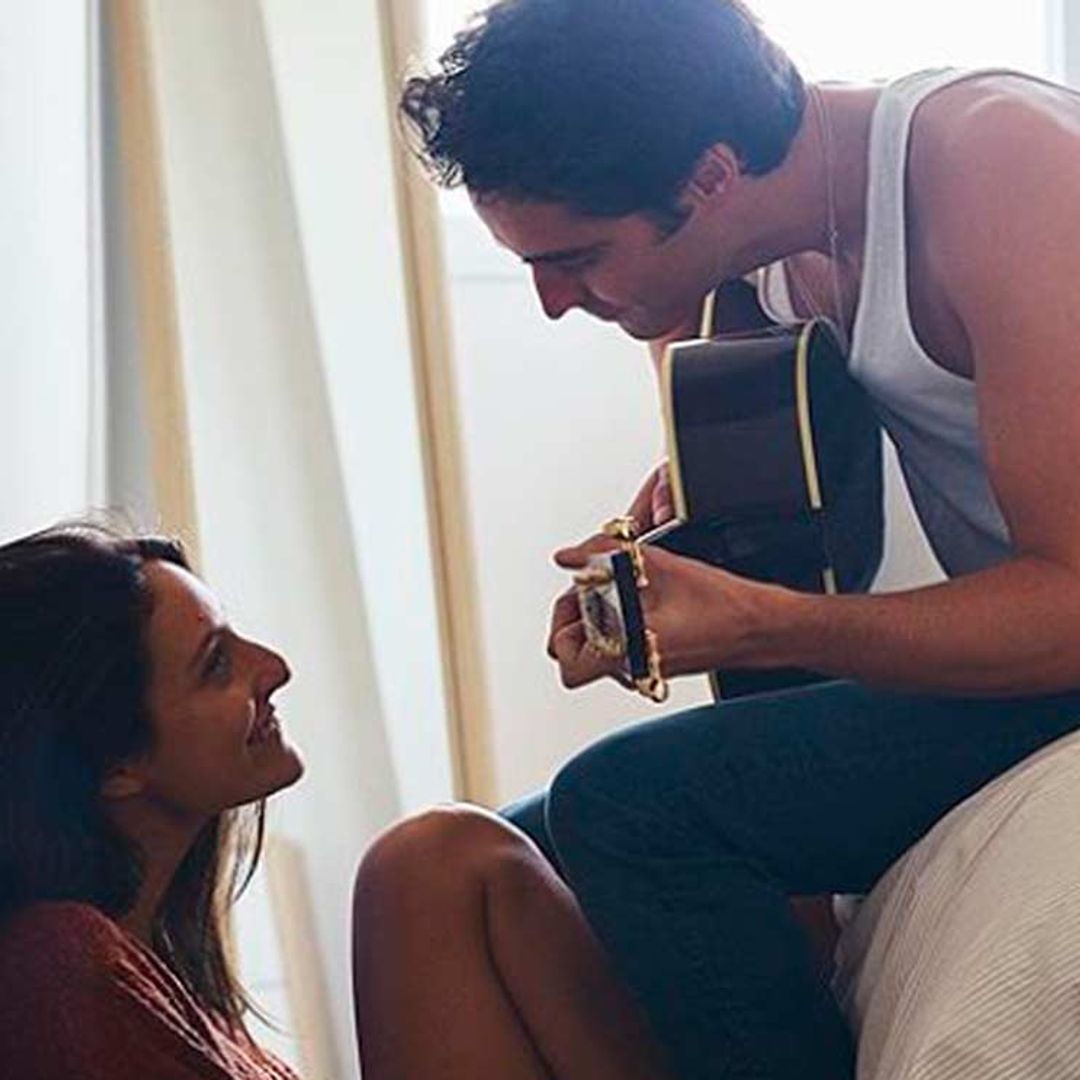 Andrea Molina se anima a cantar con su novio, Juan, de Marlon, para homenajear a Pau Donés