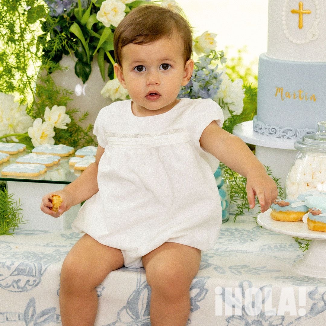 Martín, hijo de Ana Boyer y Fernando Verdasco, en su bautizo